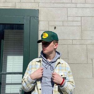 Meet your Posher, Félix